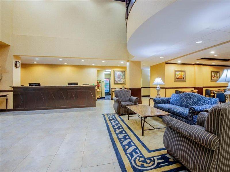 La Quinta By Wyndham Mt. Laurel - Philadelphia Hotel Mount Laurel Bagian luar foto