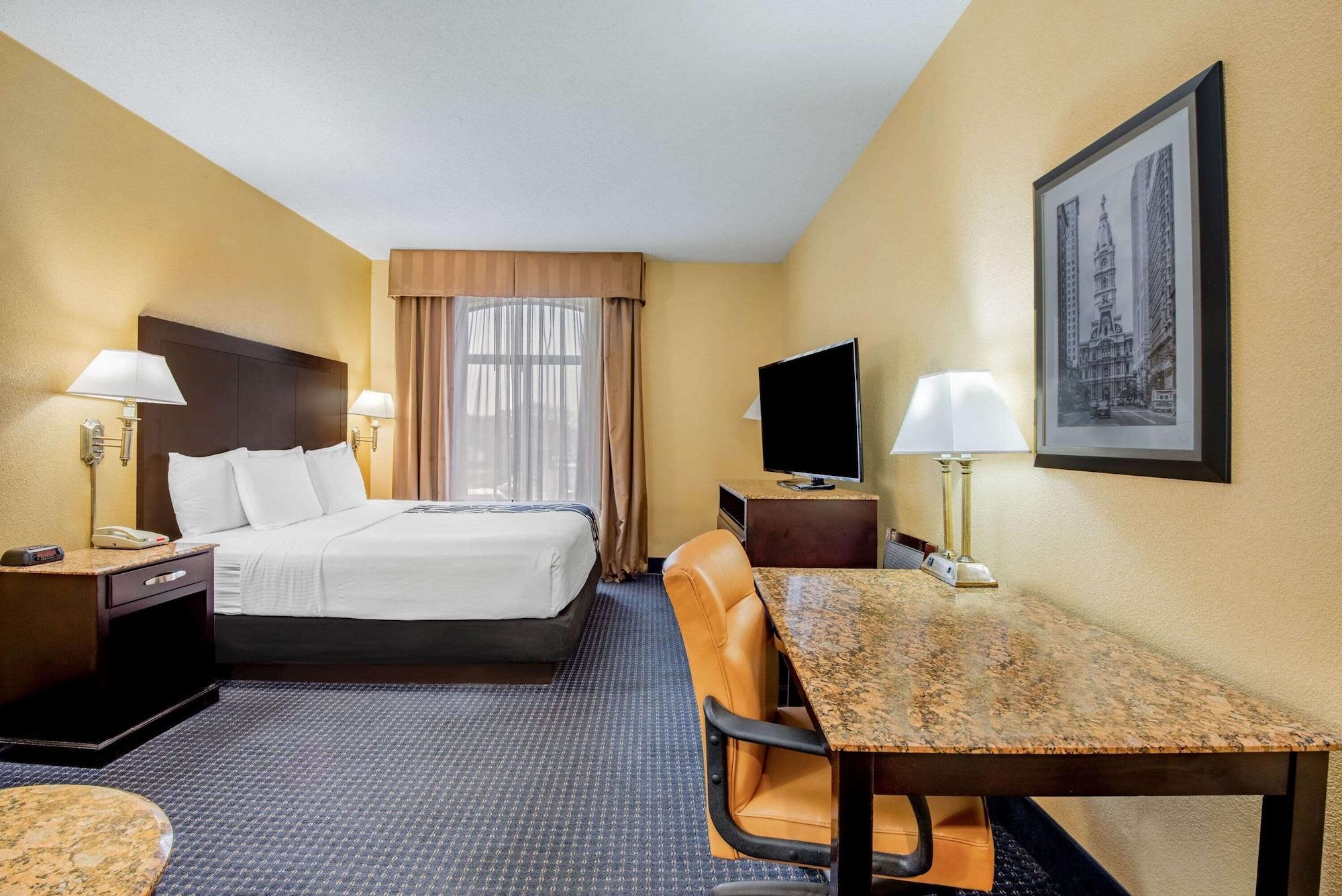 La Quinta By Wyndham Mt. Laurel - Philadelphia Hotel Mount Laurel Bagian luar foto