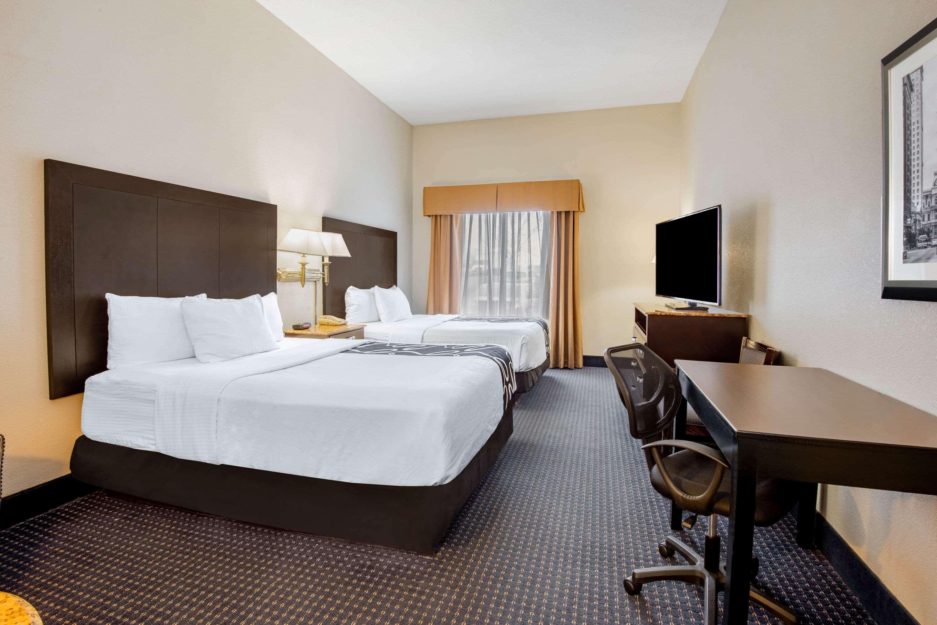 La Quinta By Wyndham Mt. Laurel - Philadelphia Hotel Mount Laurel Bagian luar foto