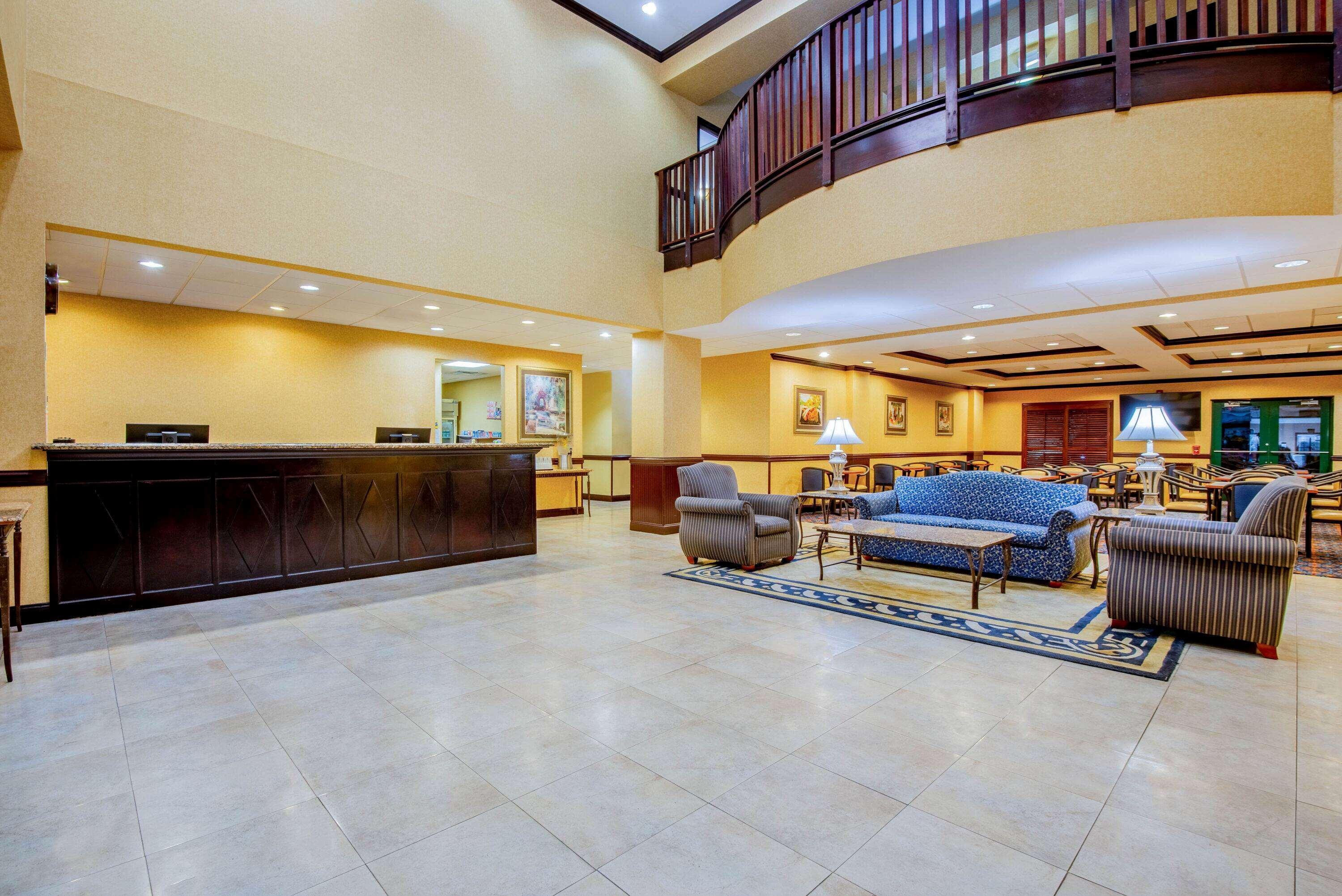 La Quinta By Wyndham Mt. Laurel - Philadelphia Hotel Mount Laurel Bagian luar foto