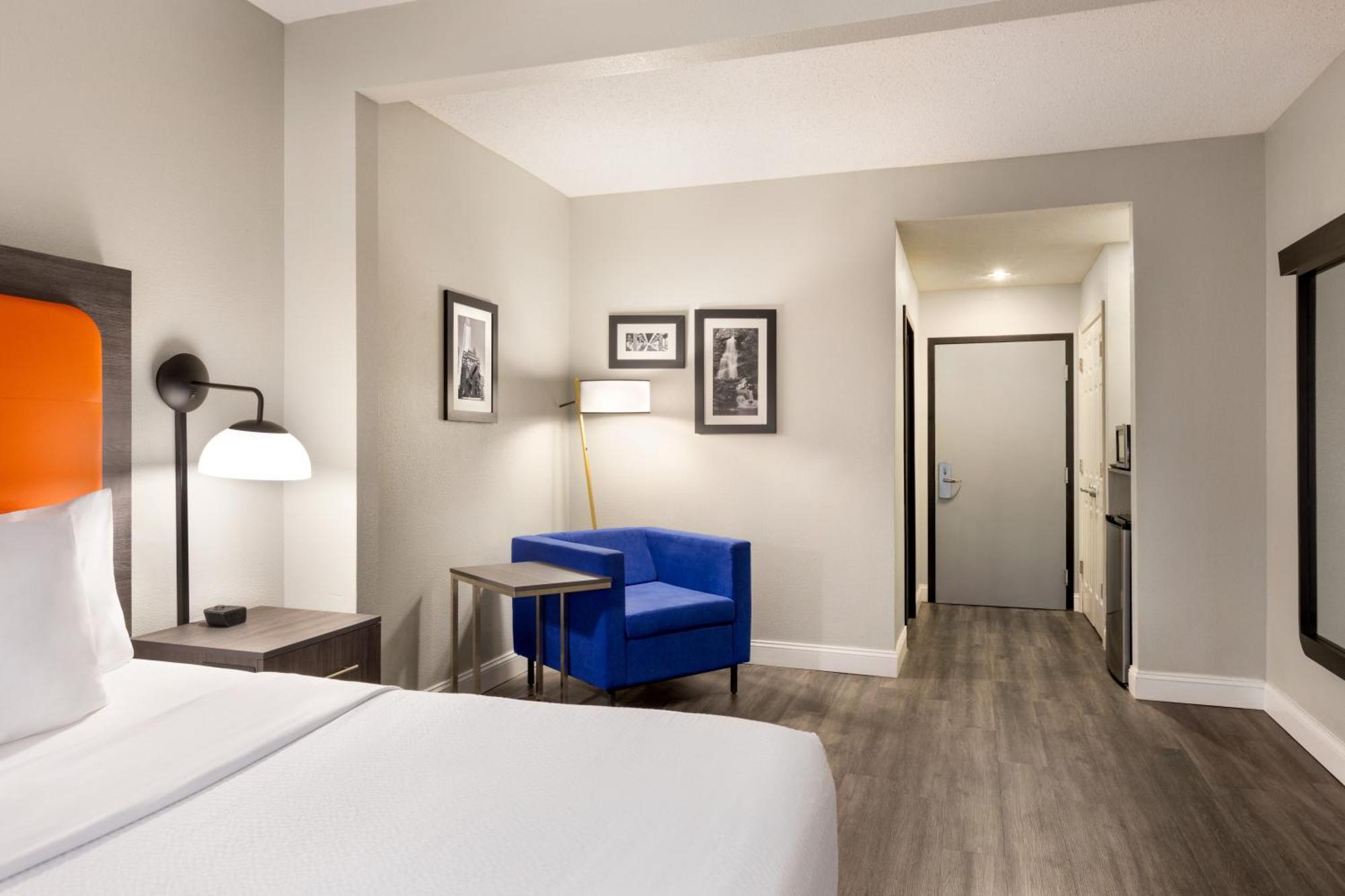 La Quinta By Wyndham Mt. Laurel - Philadelphia Hotel Mount Laurel Bagian luar foto