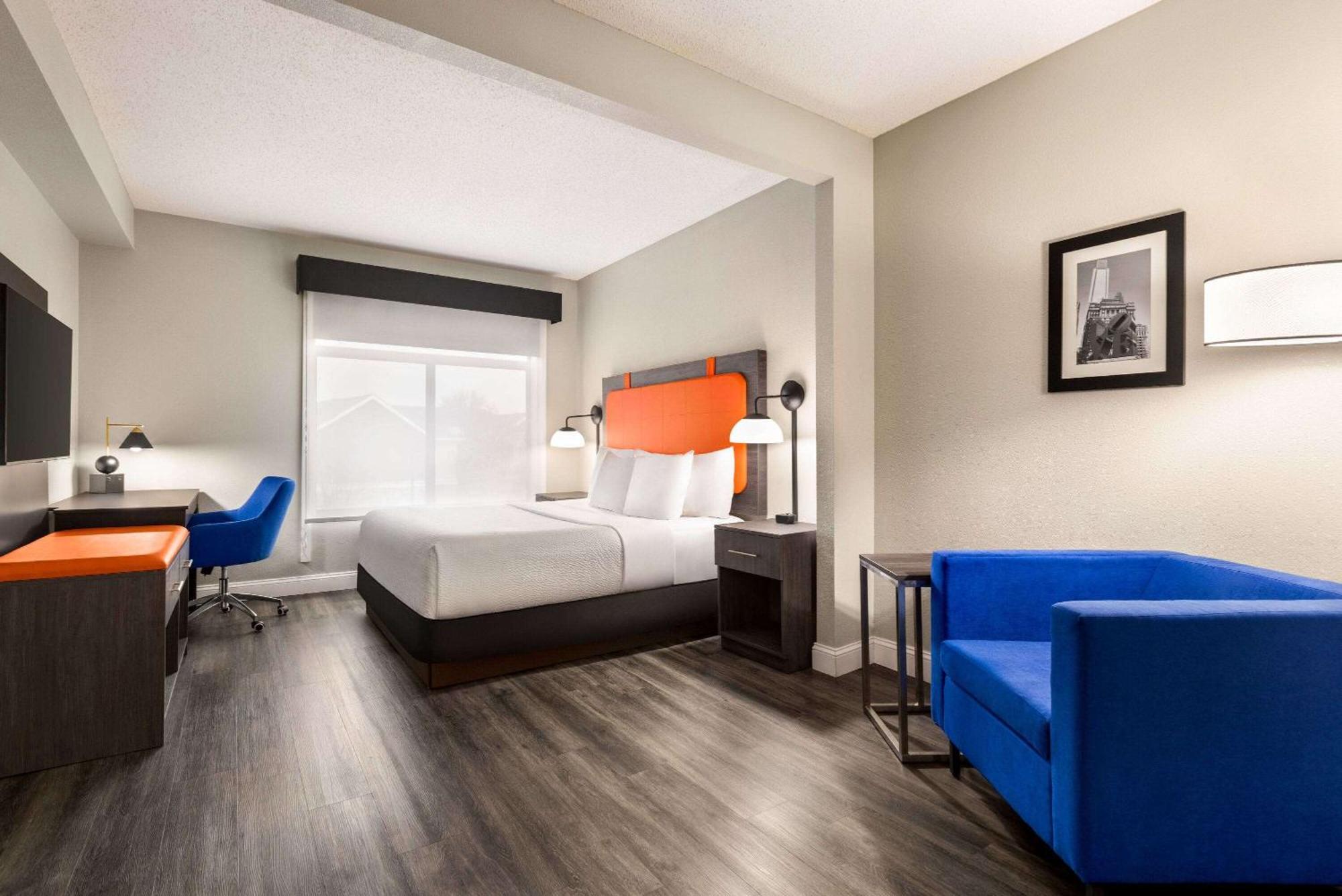 La Quinta By Wyndham Mt. Laurel - Philadelphia Hotel Mount Laurel Bagian luar foto